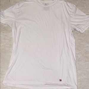 White Tommy Hilfiger tee